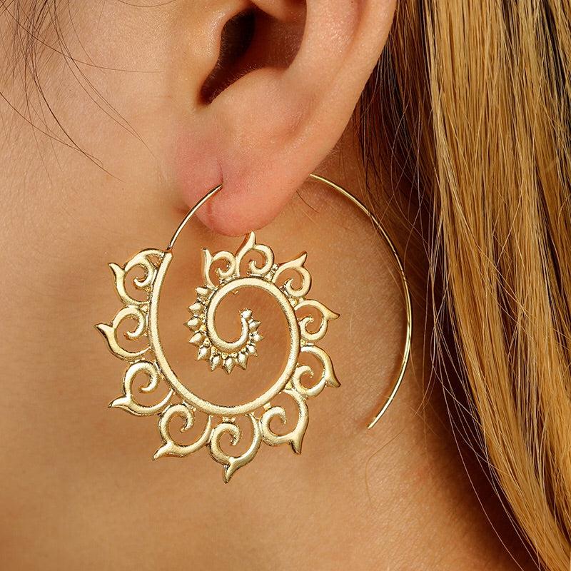 Aisha Swirl Earrings - LAST CHANCE / FINAL SALE - Image 4