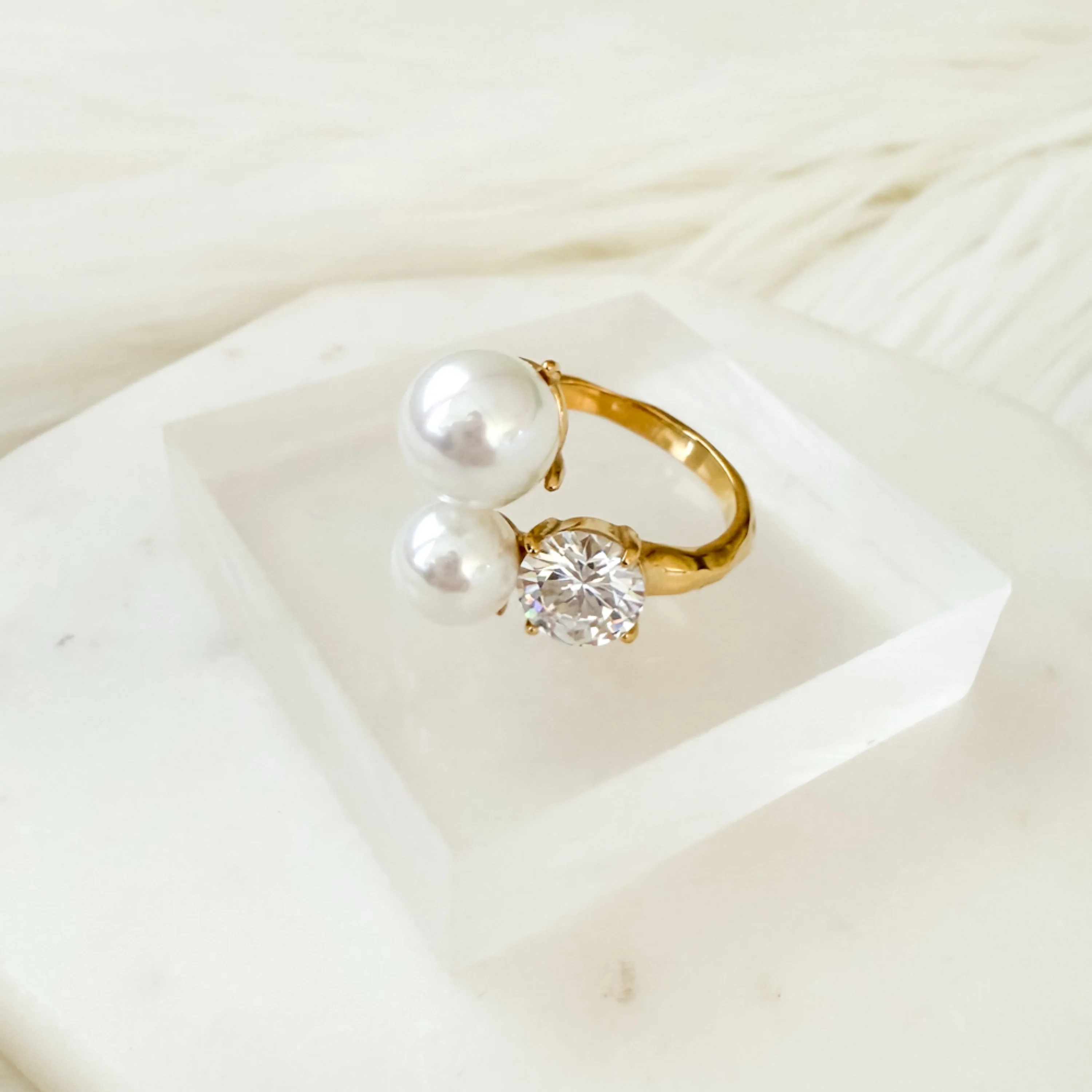 Arianne Pearl Ring - Image 2