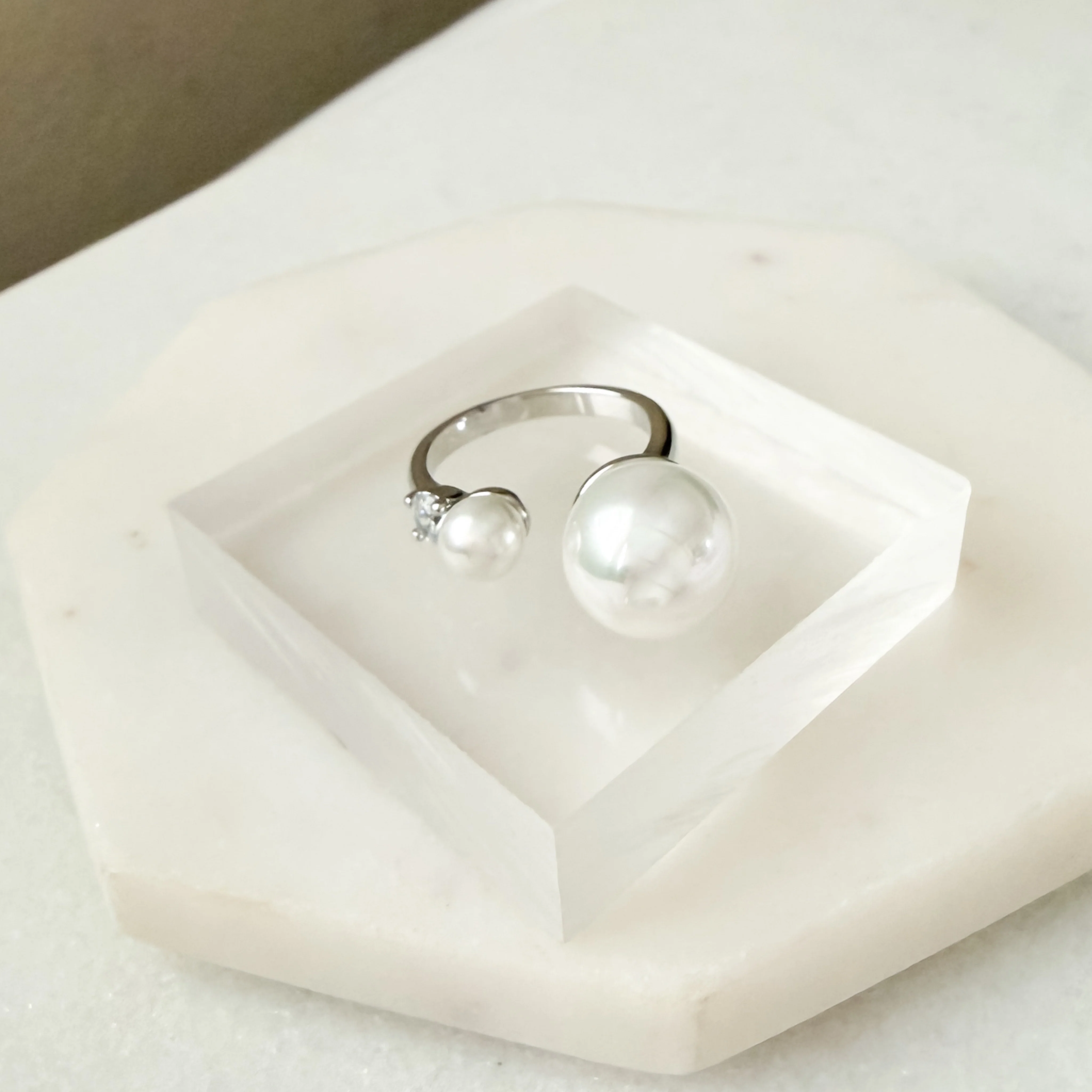 Arista Open Pearl Ring - Image 11