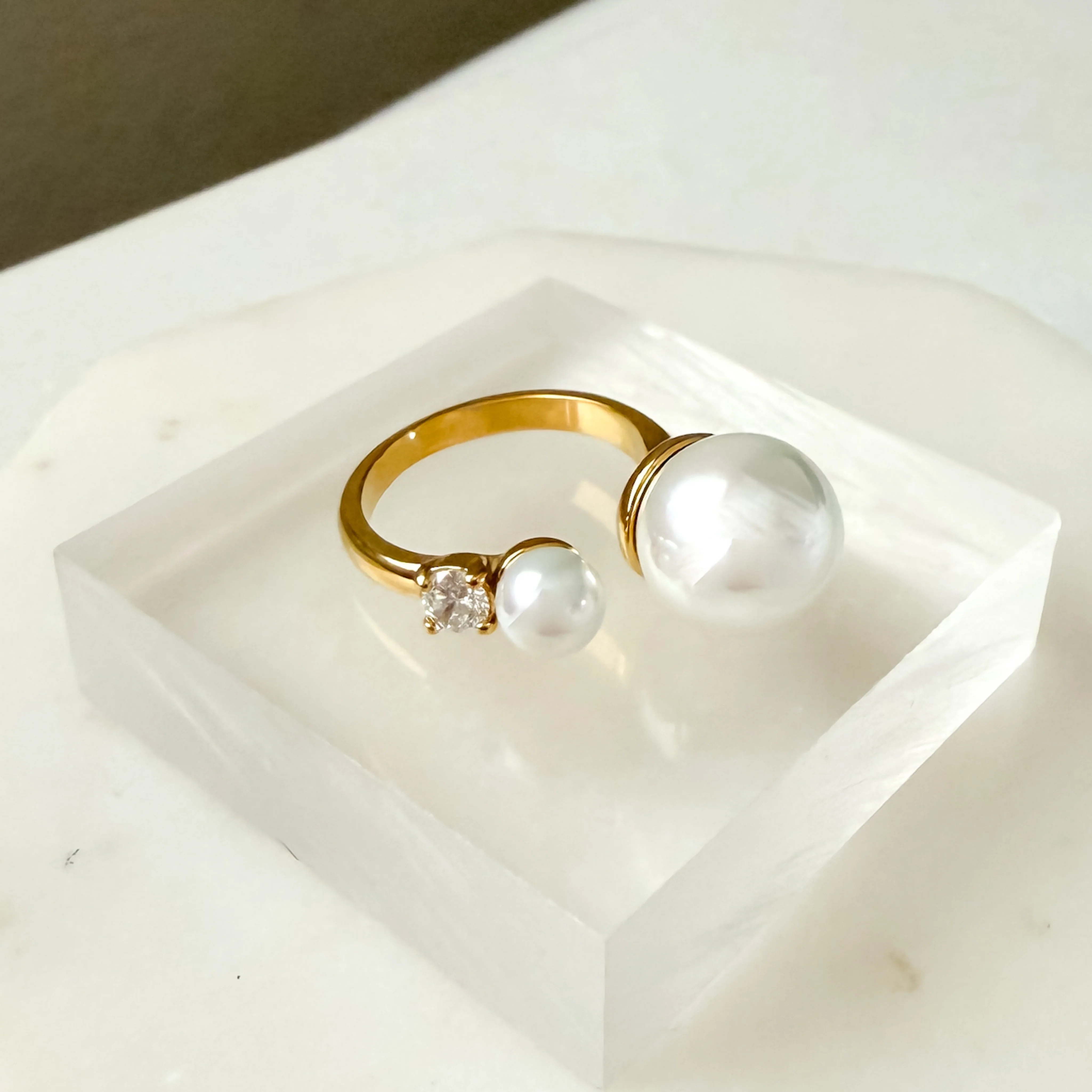Arista Open Pearl Ring - Image 2
