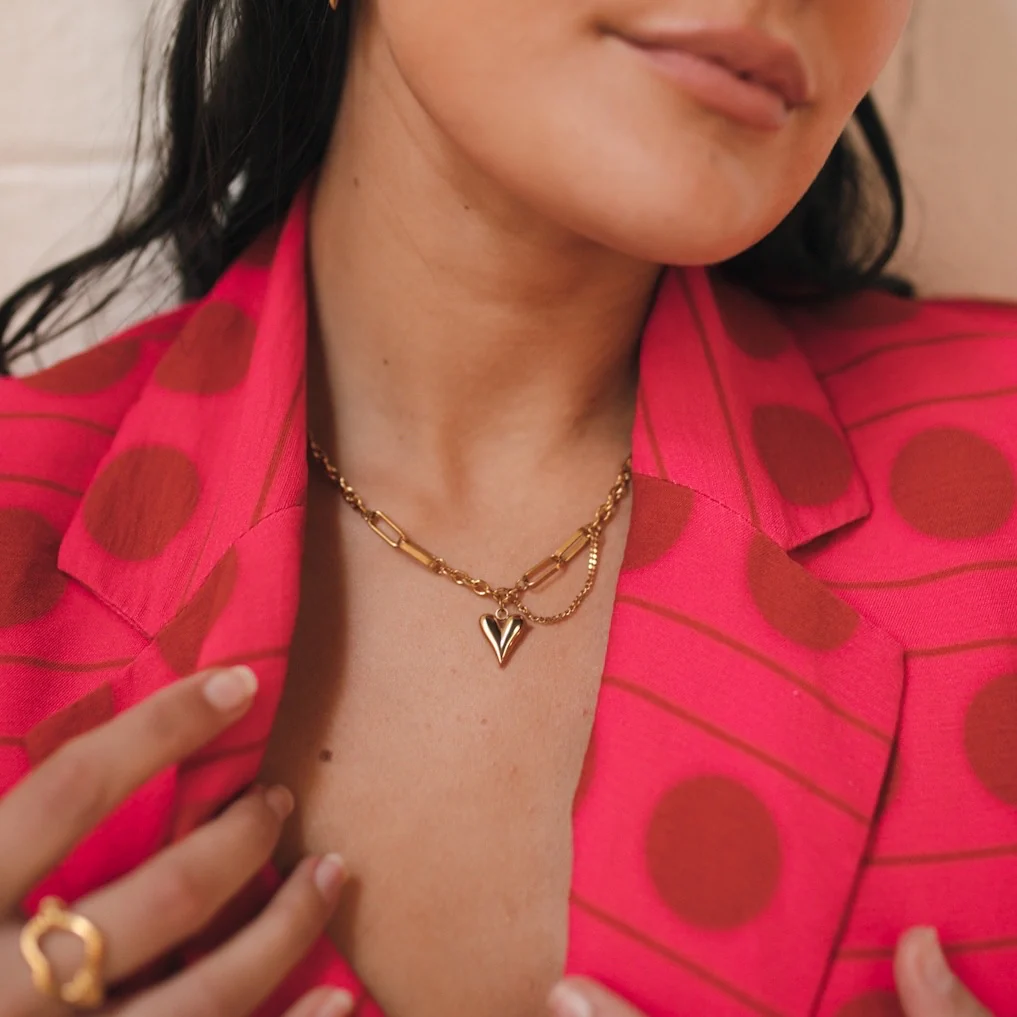 Chained Heart Necklace - LAST CHANCE! - Image 12