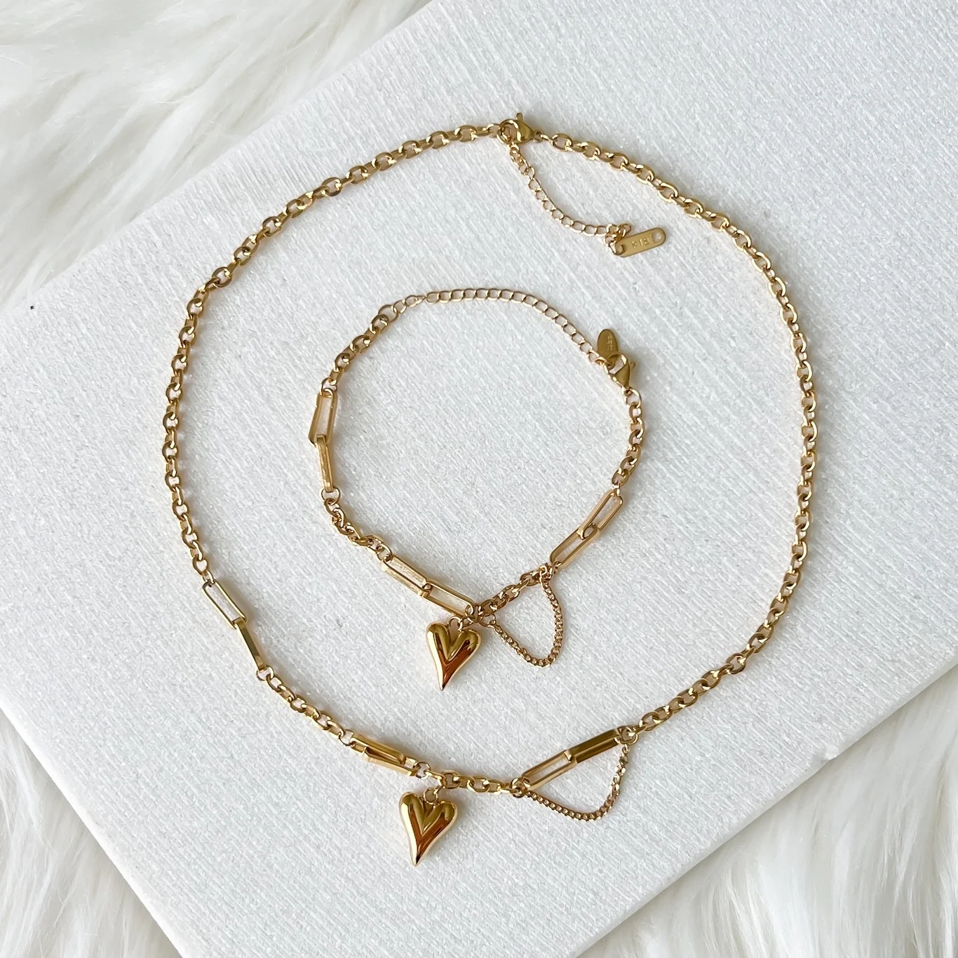 Chained Heart Necklace - LAST CHANCE! - Image 19