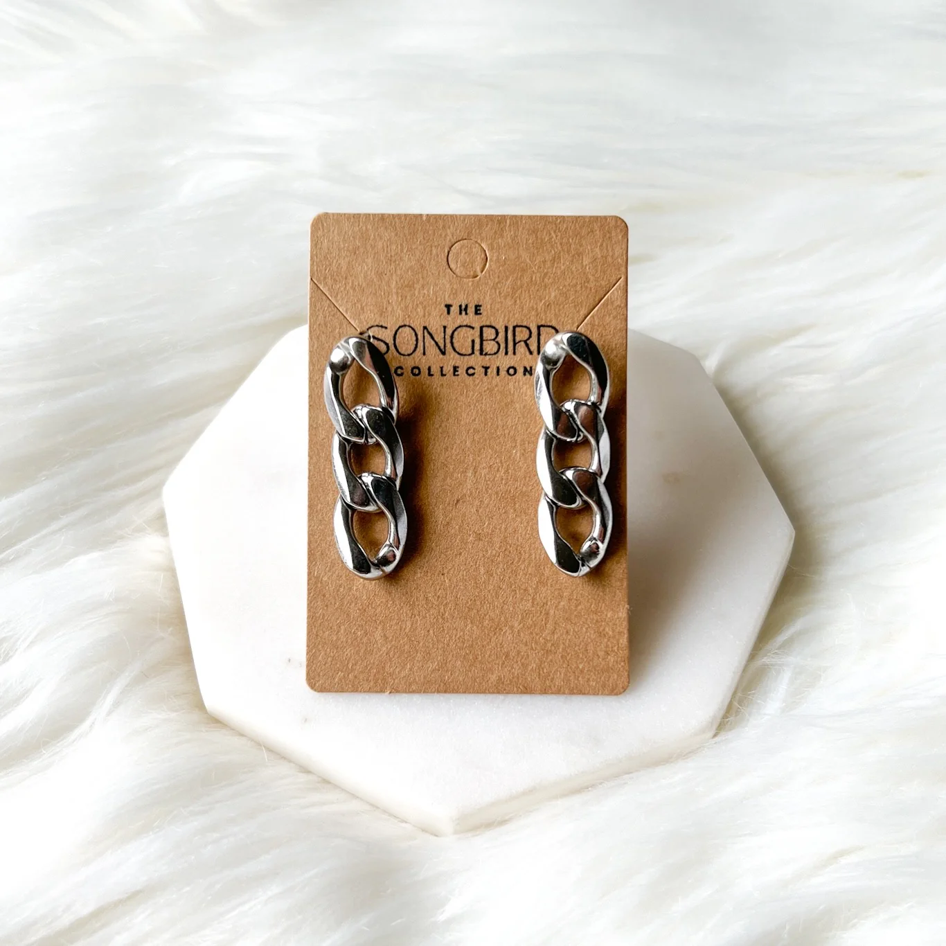 Chévere Chain Link Earrings - LAST CHANCE! - Image 15