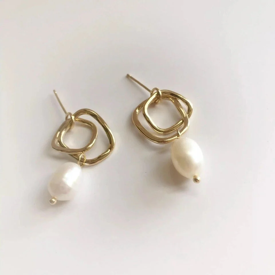 Faith Freshwater Pearl Earrings - Image 18