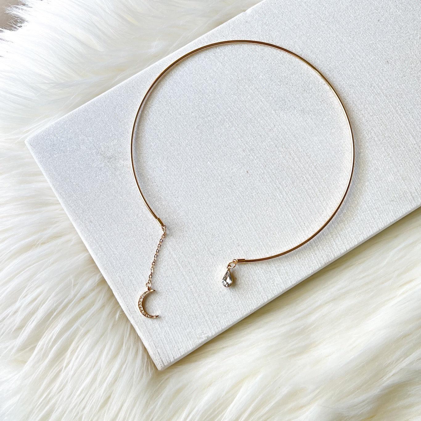 Crescent Moon Open Choker - LAST CHANCE! - Image 3