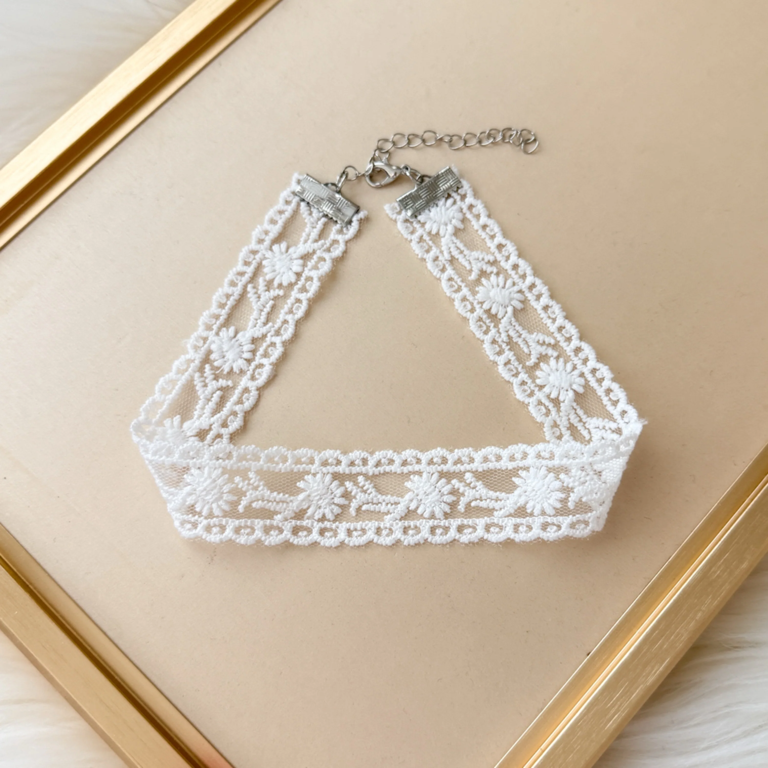 Delicate Daisy Lace Choker - Image 2