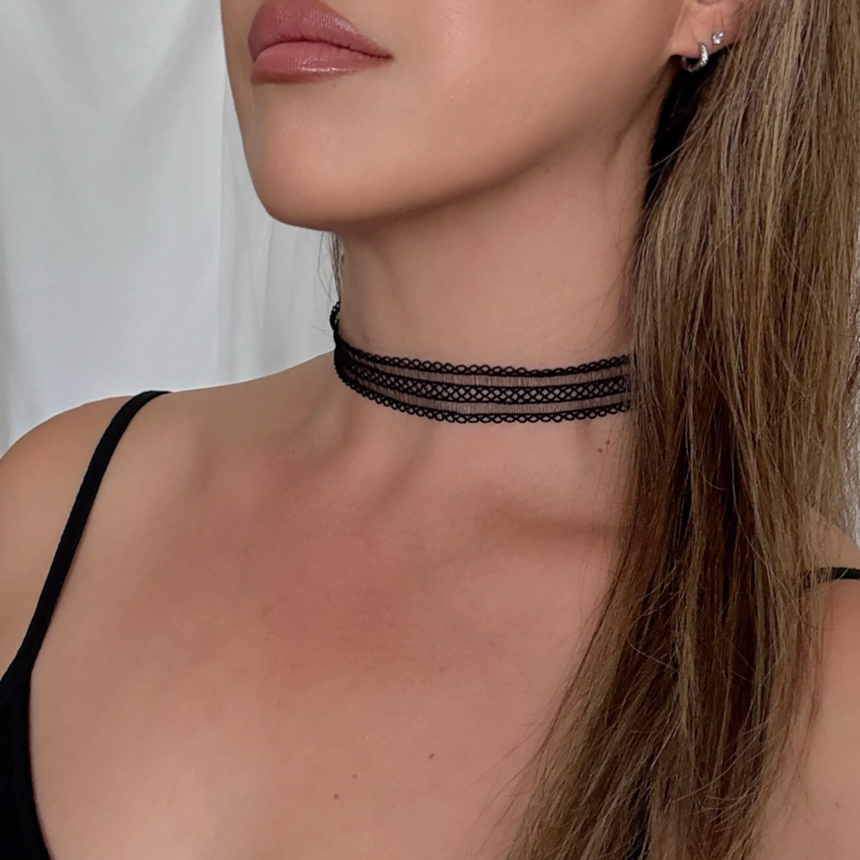 Desire Lace Choker - Image 8
