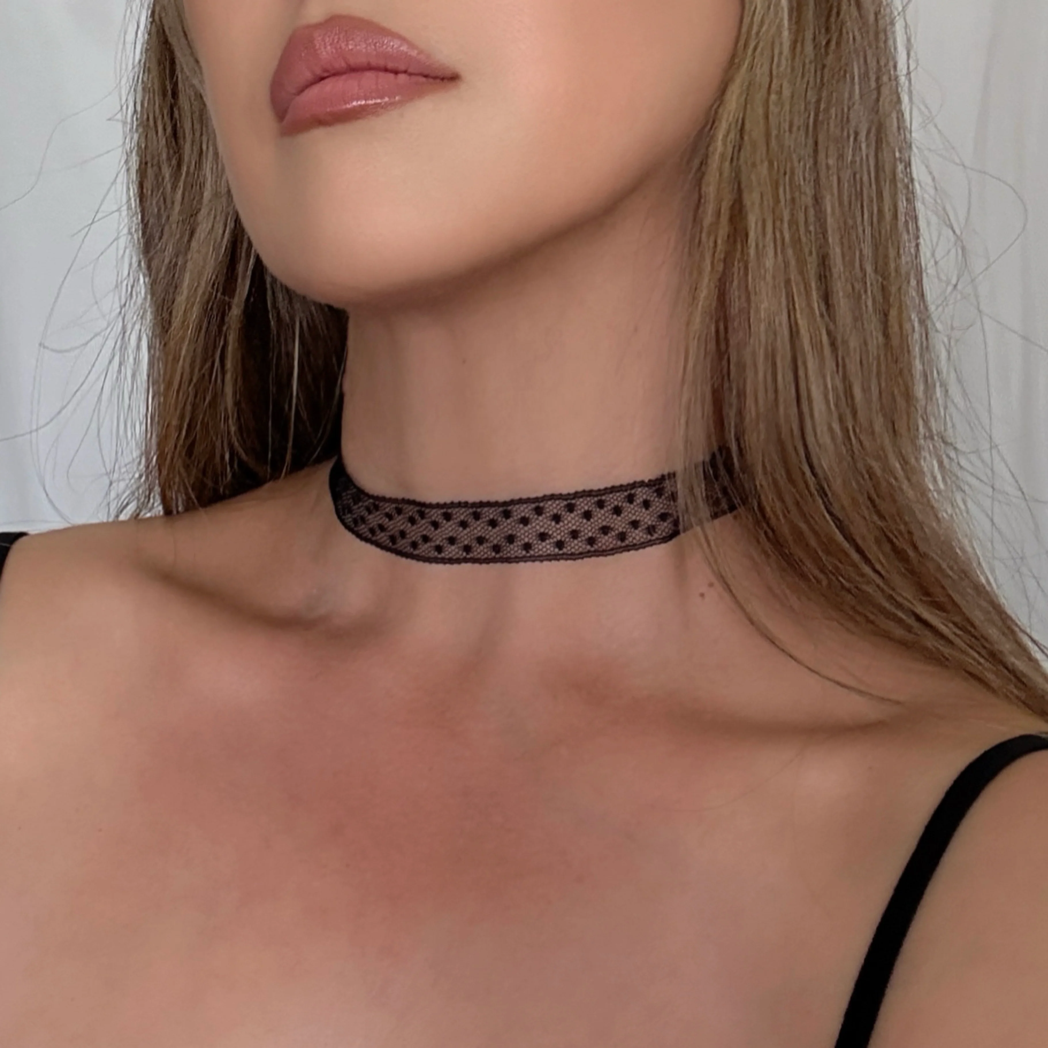 Dotty Lace Choker - White or Black - Image 7