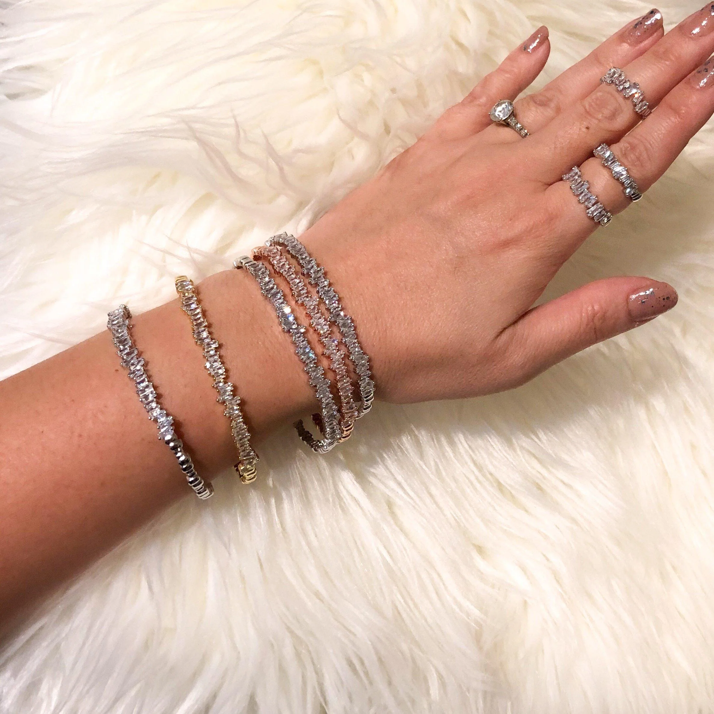 Esra Open Bangle - LAST CHANCE! - Image 5