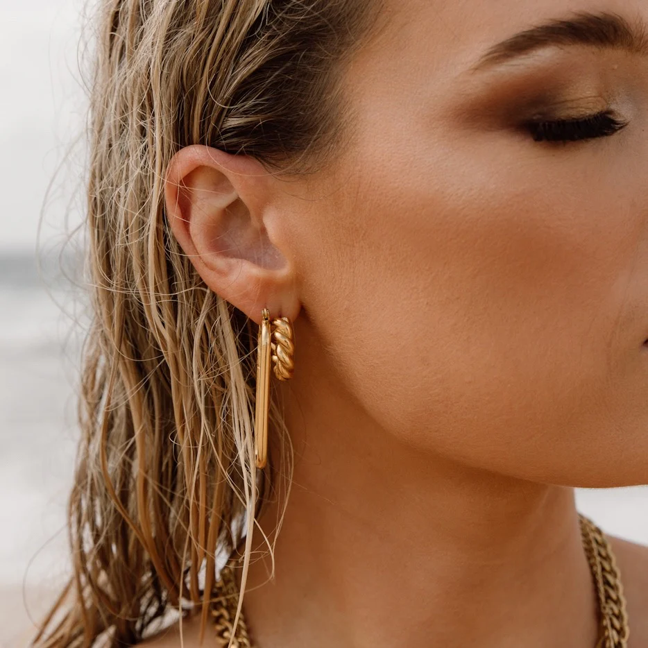 Lana Earrings - Image 15
