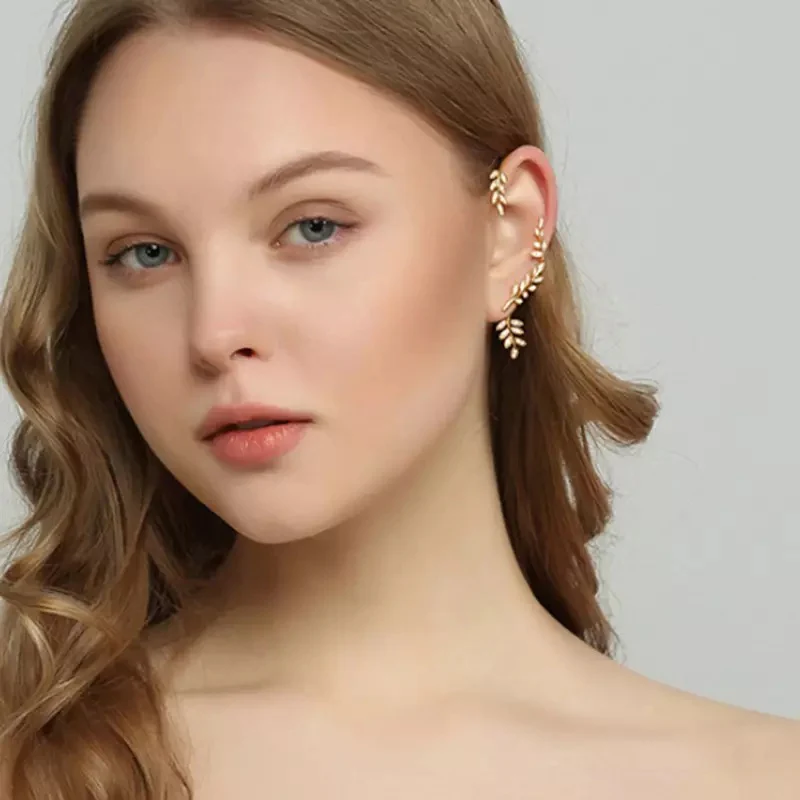 Laurel Leaf Ear Hook / Ear Cuffing - Image 10
