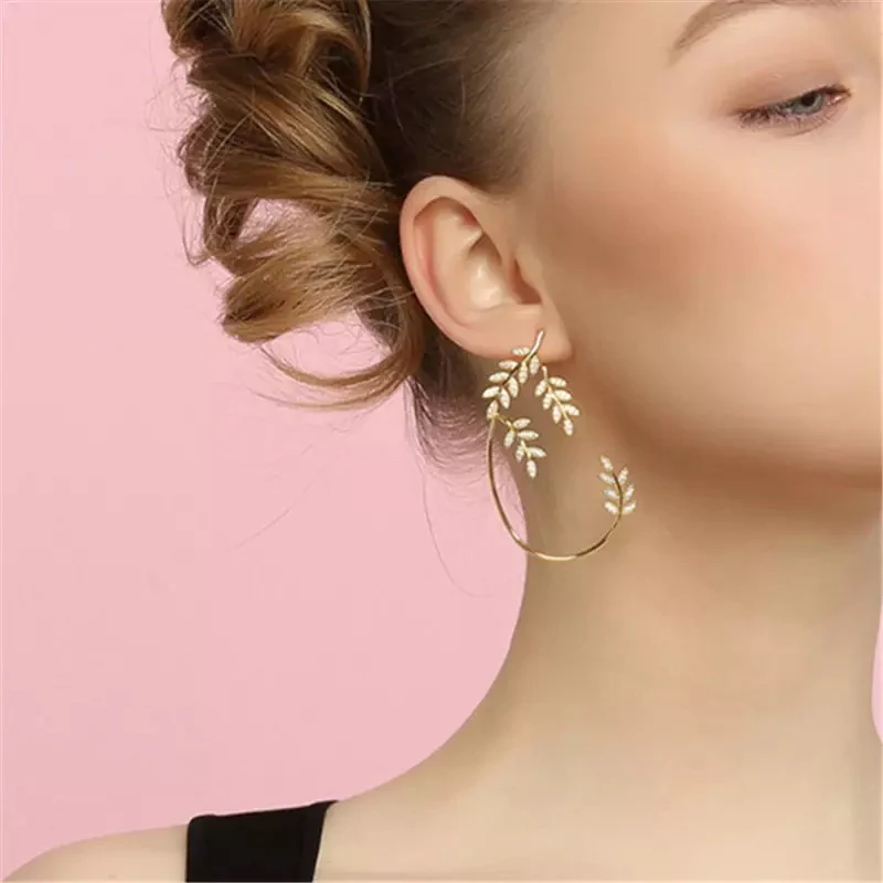 Laurel Leaf Ear Hook / Ear Cuffing - Image 9