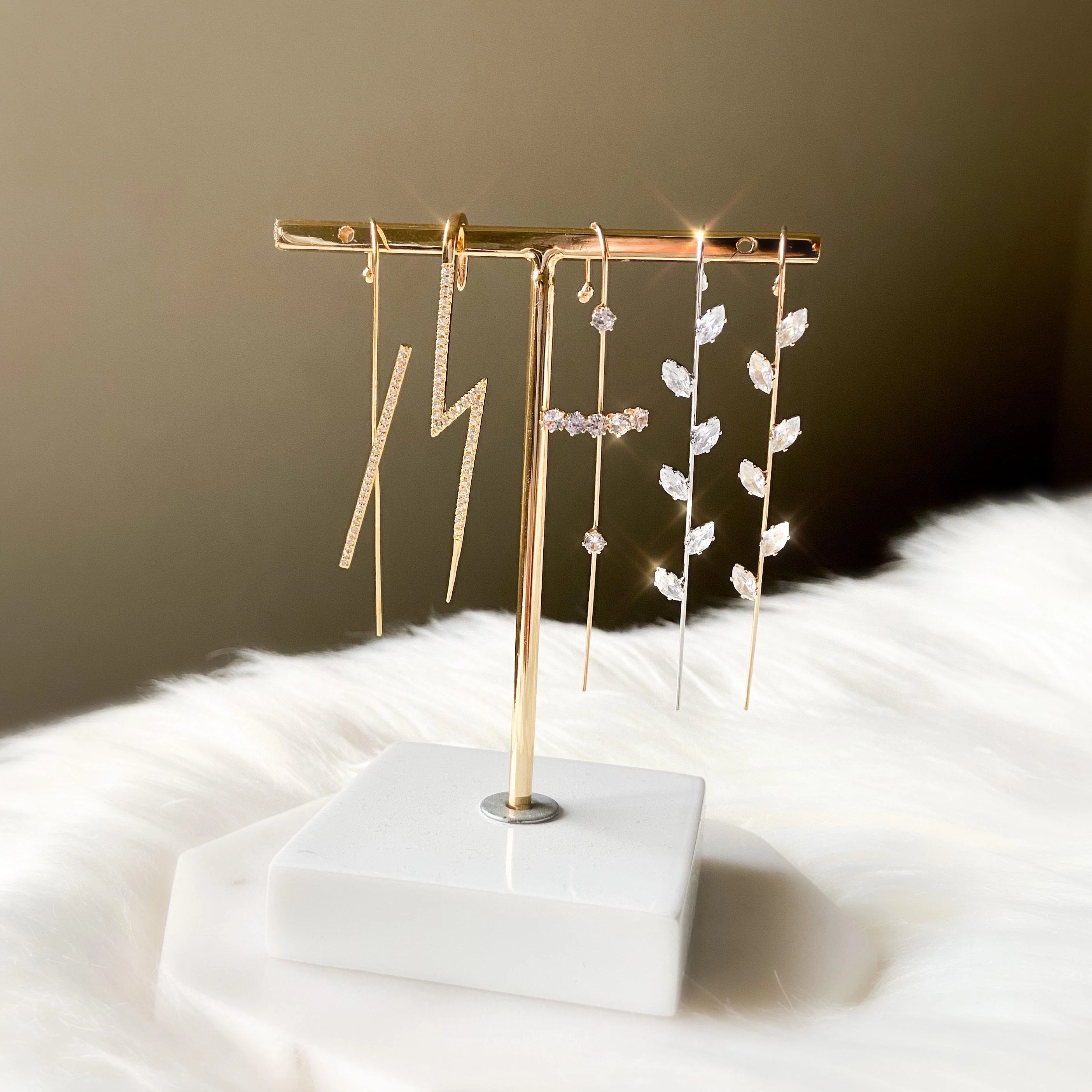 London Ear Hook / Ear Cuff - LAST CHANCE! - Image 10