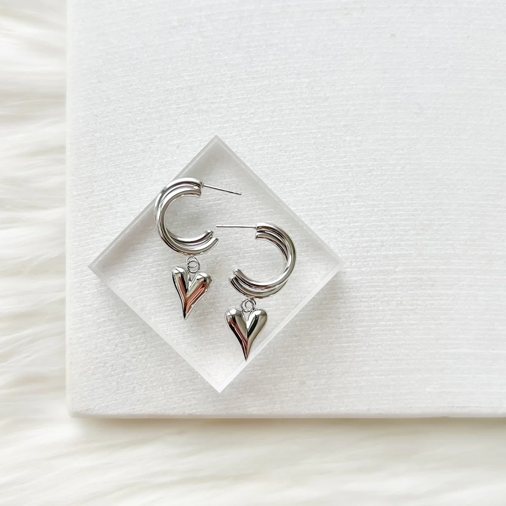 Lovely Heart Drop Earrings - LAST CHANCE! - Image 12
