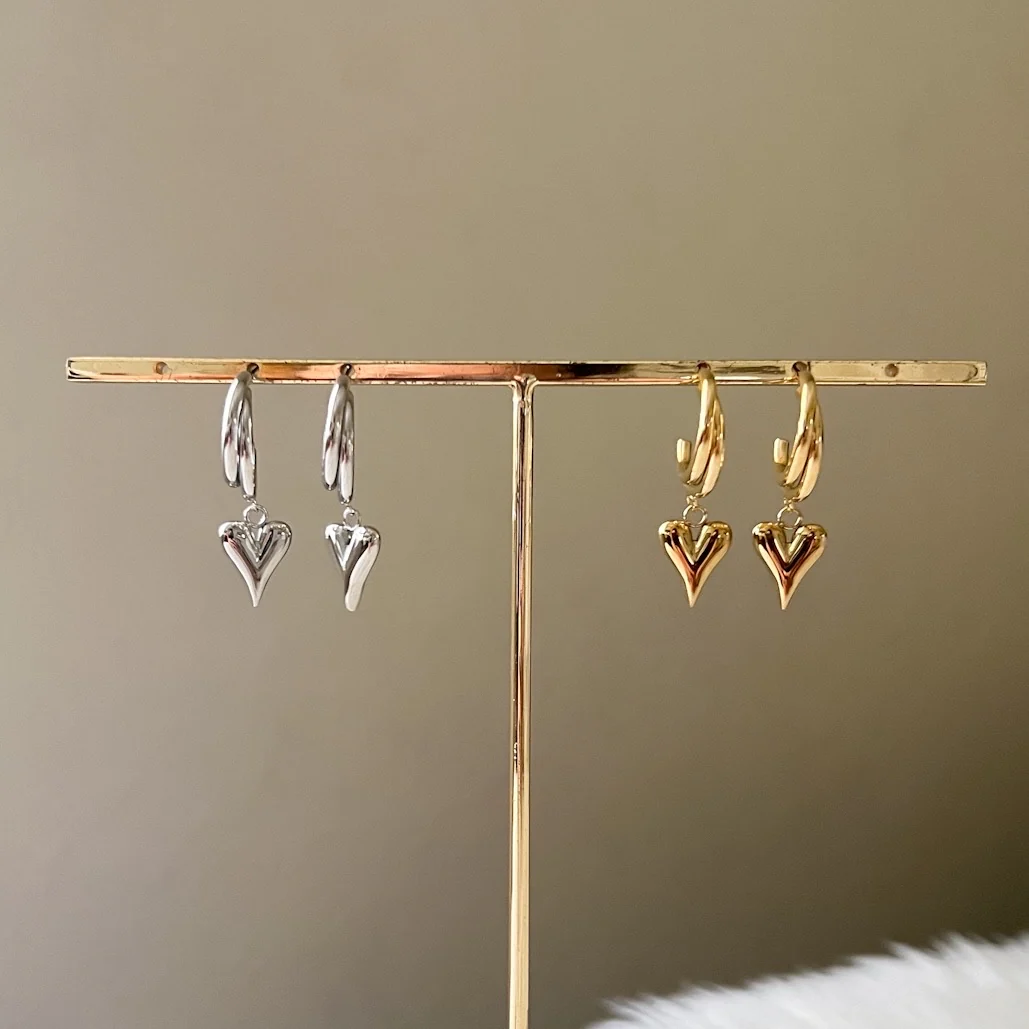 Lovely Heart Drop Earrings - LAST CHANCE! - Image 13