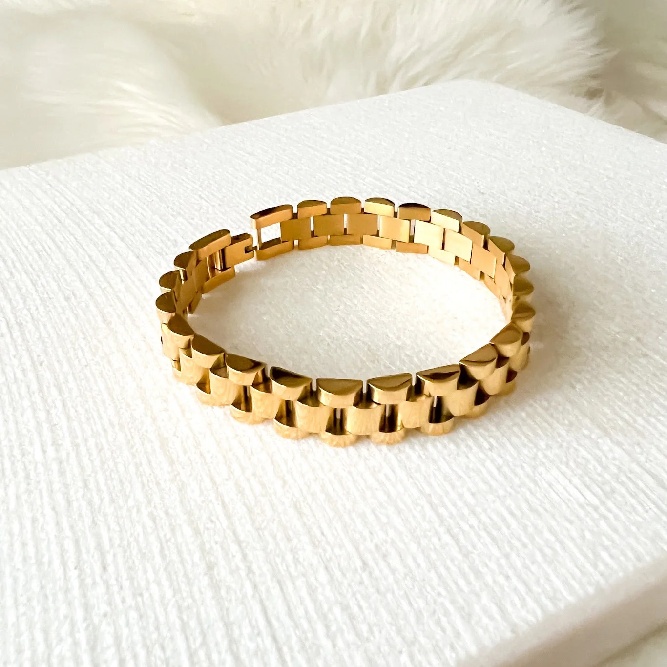Lucia Watch Link Chain Bracelet - Image 23