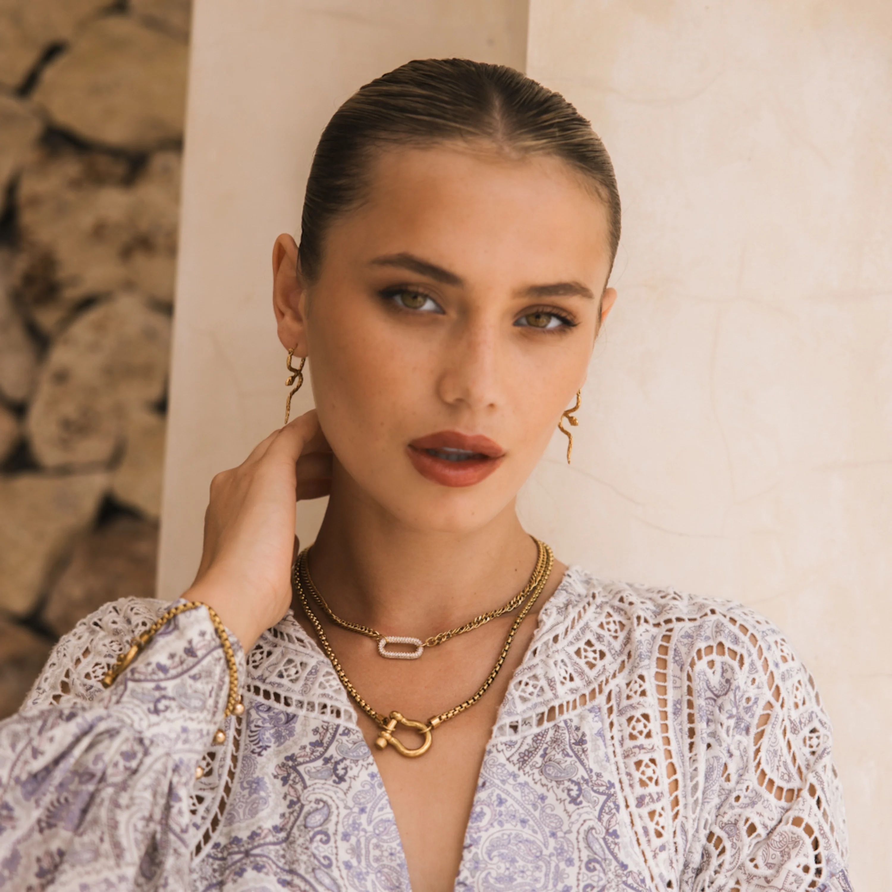 Icon Link Necklace - Image 4