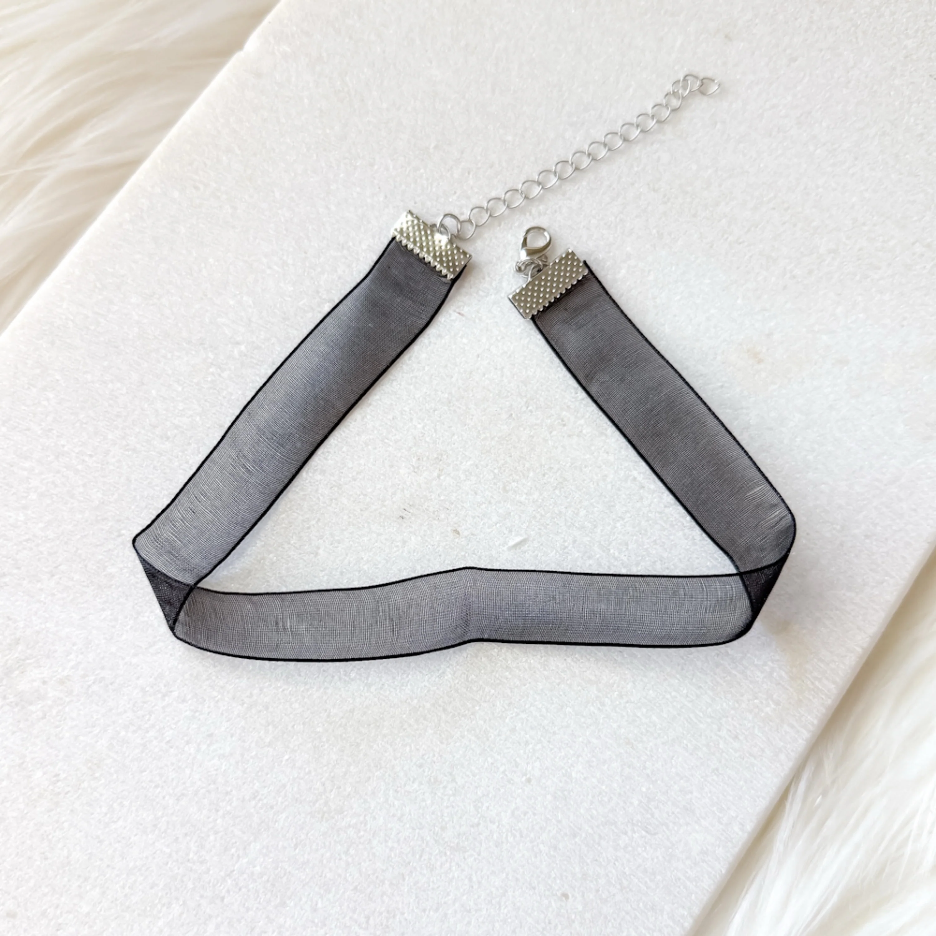 Noir Veil Choker - Image 2