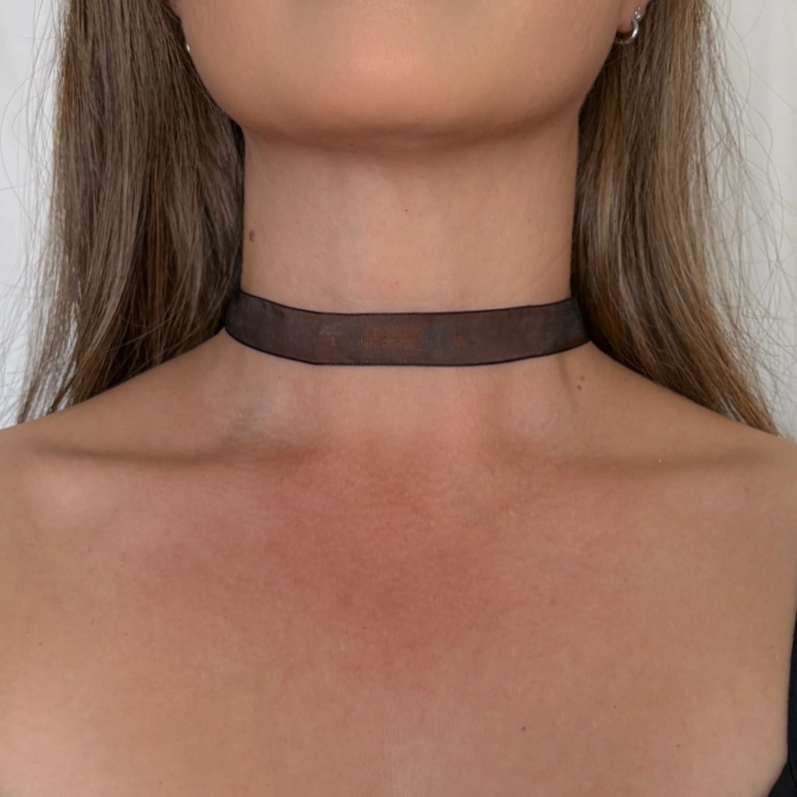 Noir Veil Choker - Image 3
