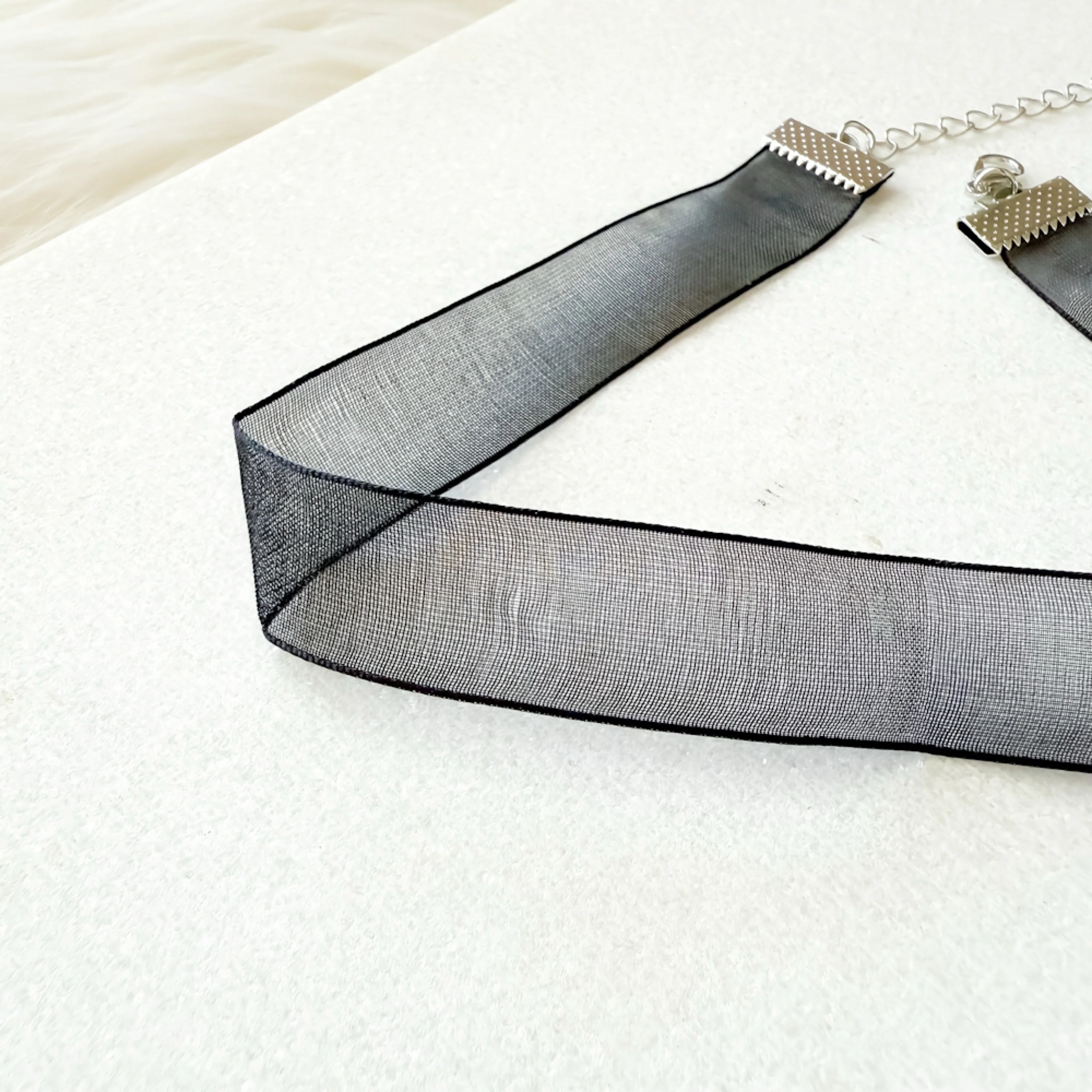 Noir Veil Choker - Image 7