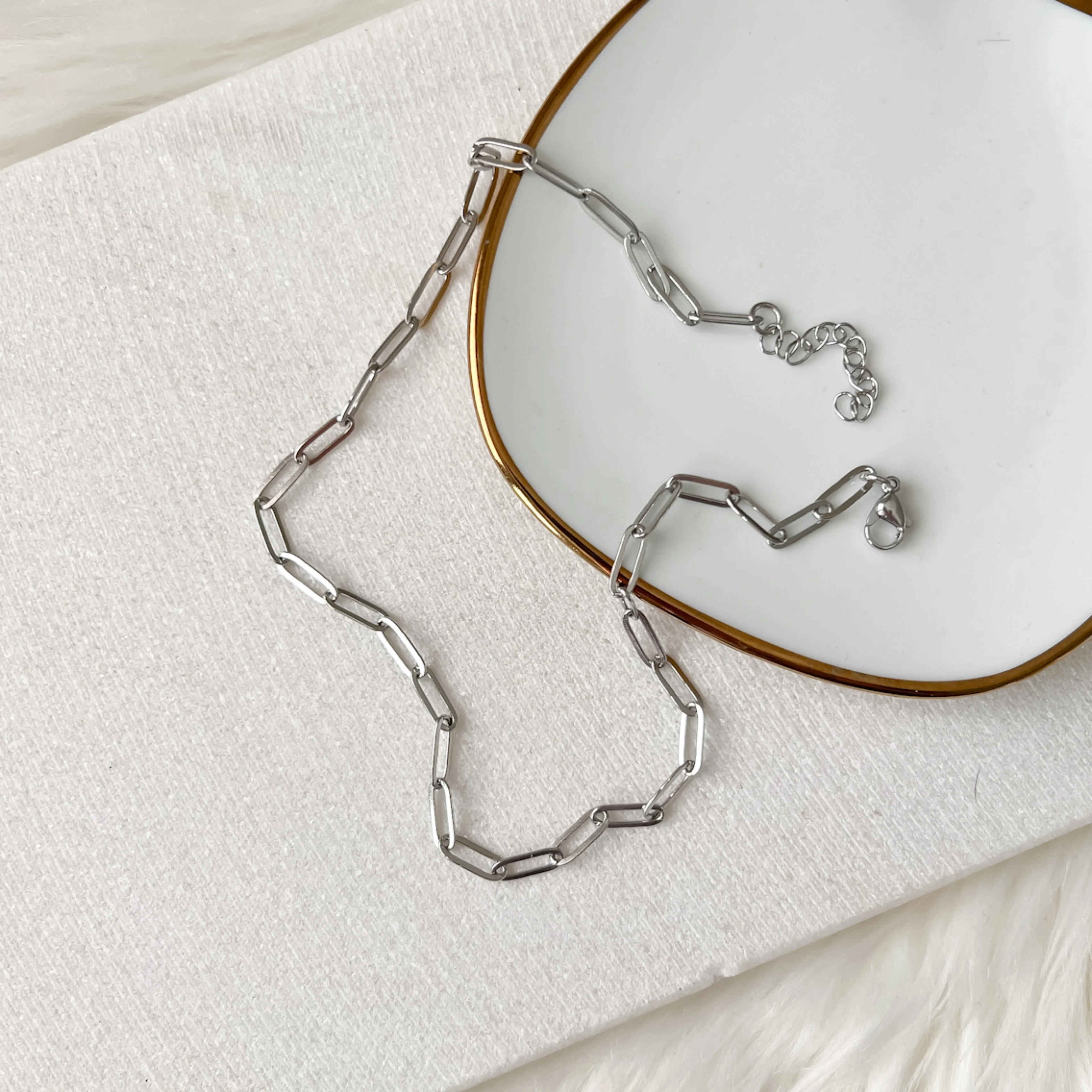 Paperclip Chain Necklace - Image 4