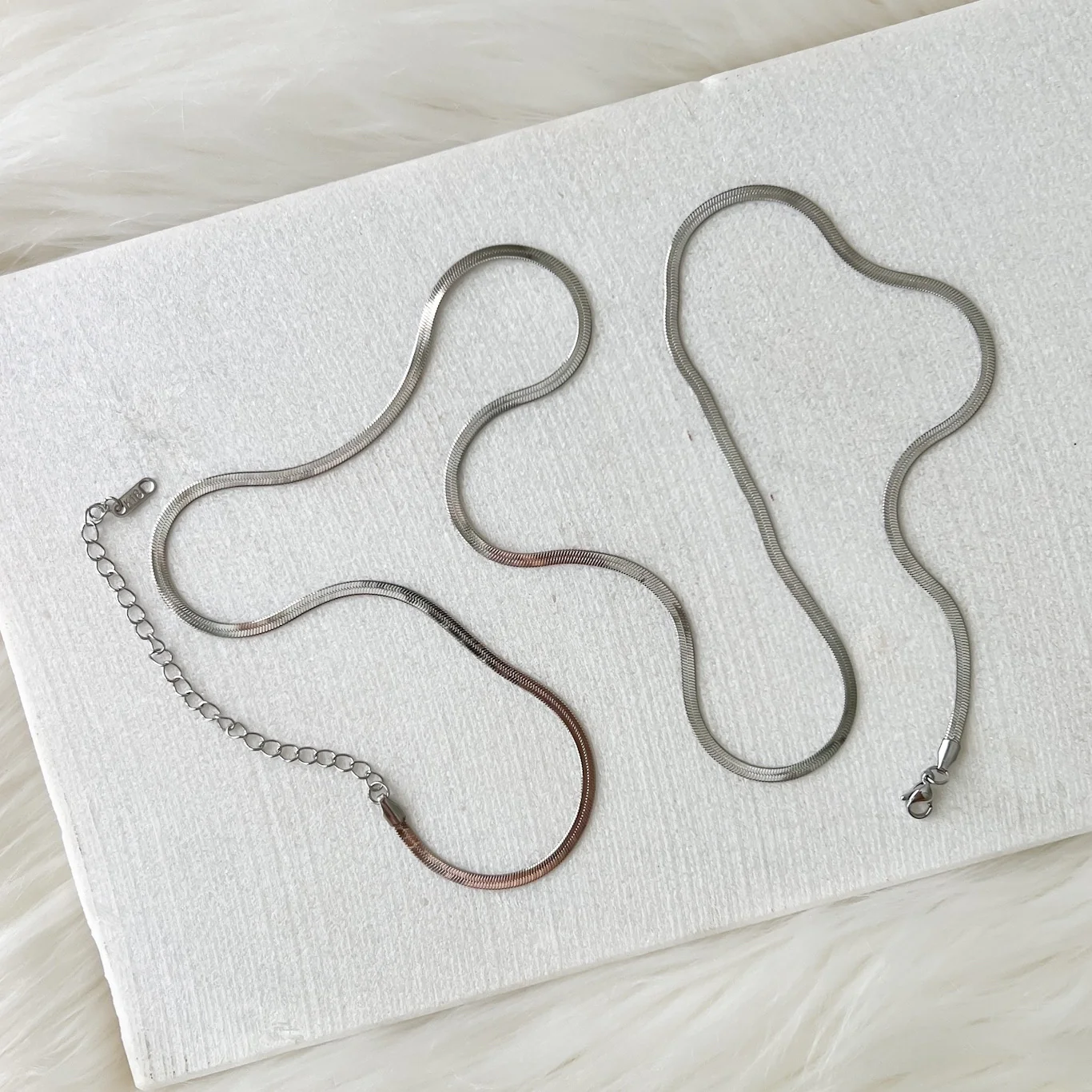 Sultry Serpent Herringbone Belly Chain - Image 31