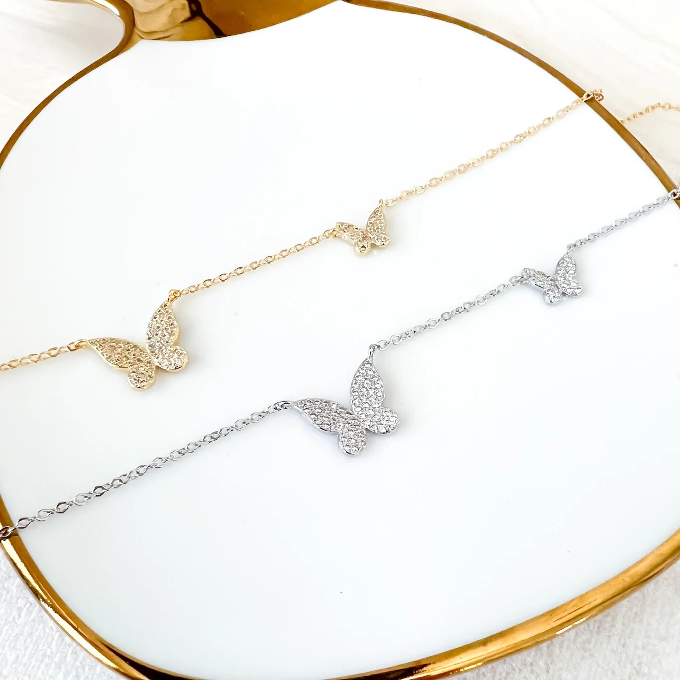 Sweet Butterflies Necklace - Image 6