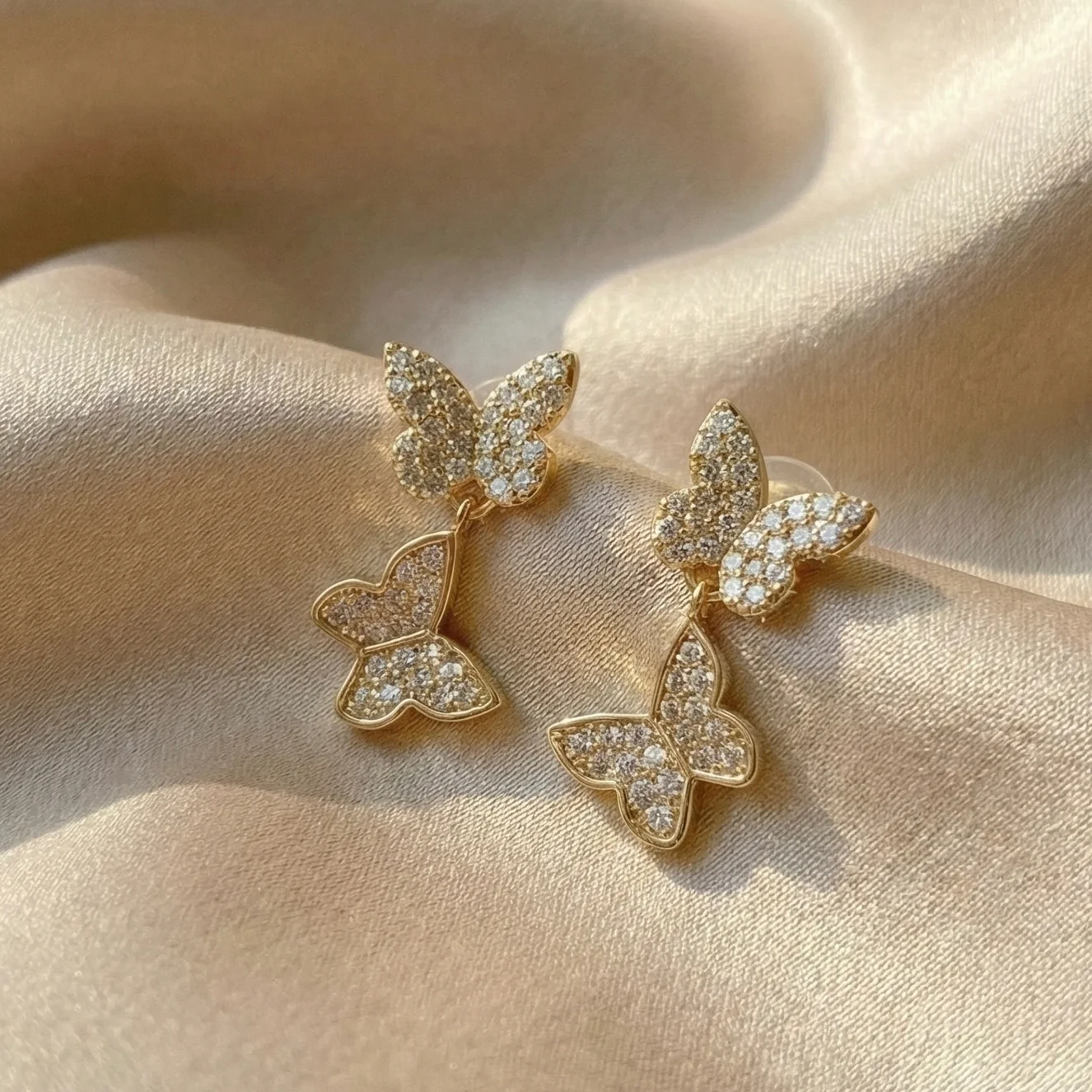 Sweet Butterfly Earrings - Image 2