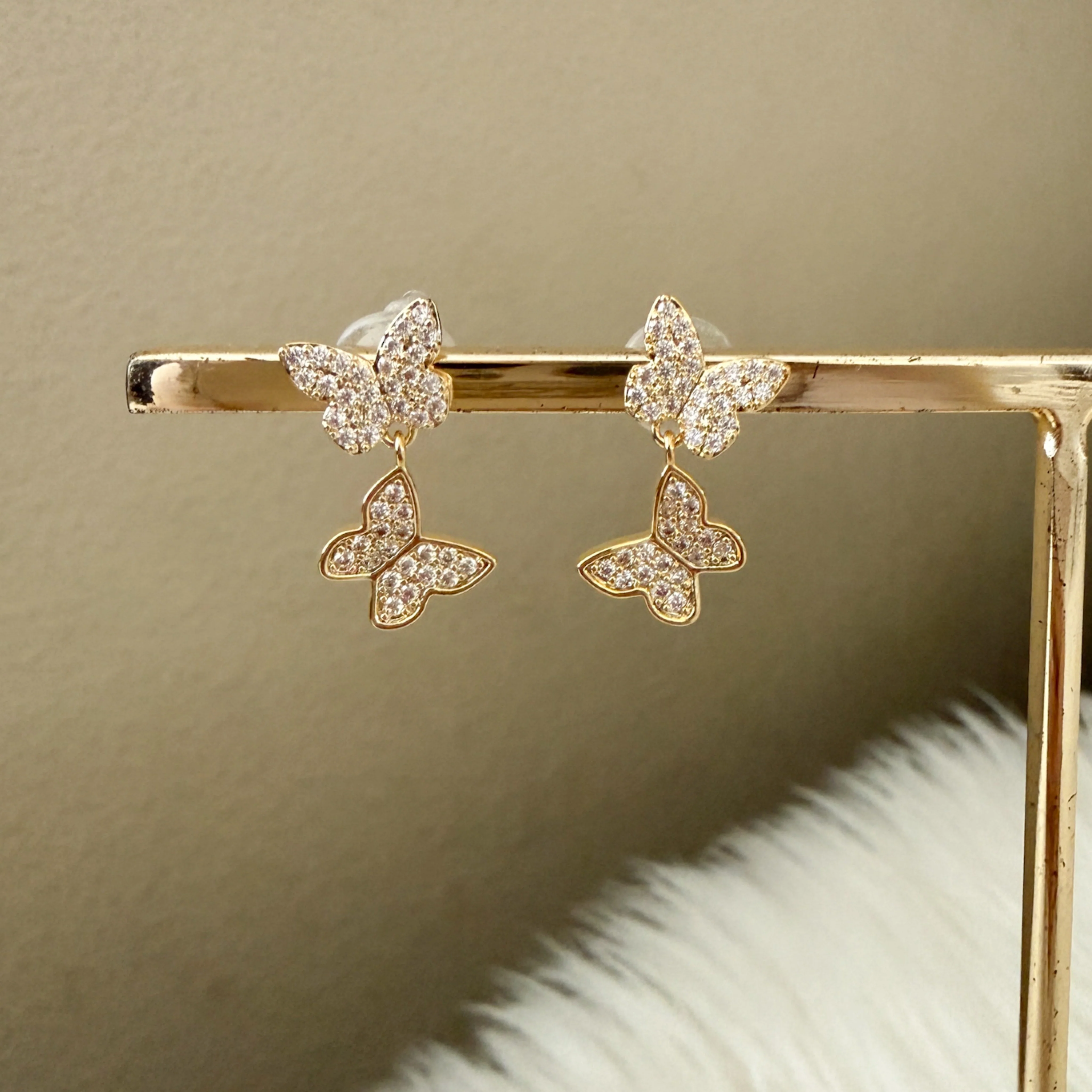 Sweet Butterfly Earrings - Image 8