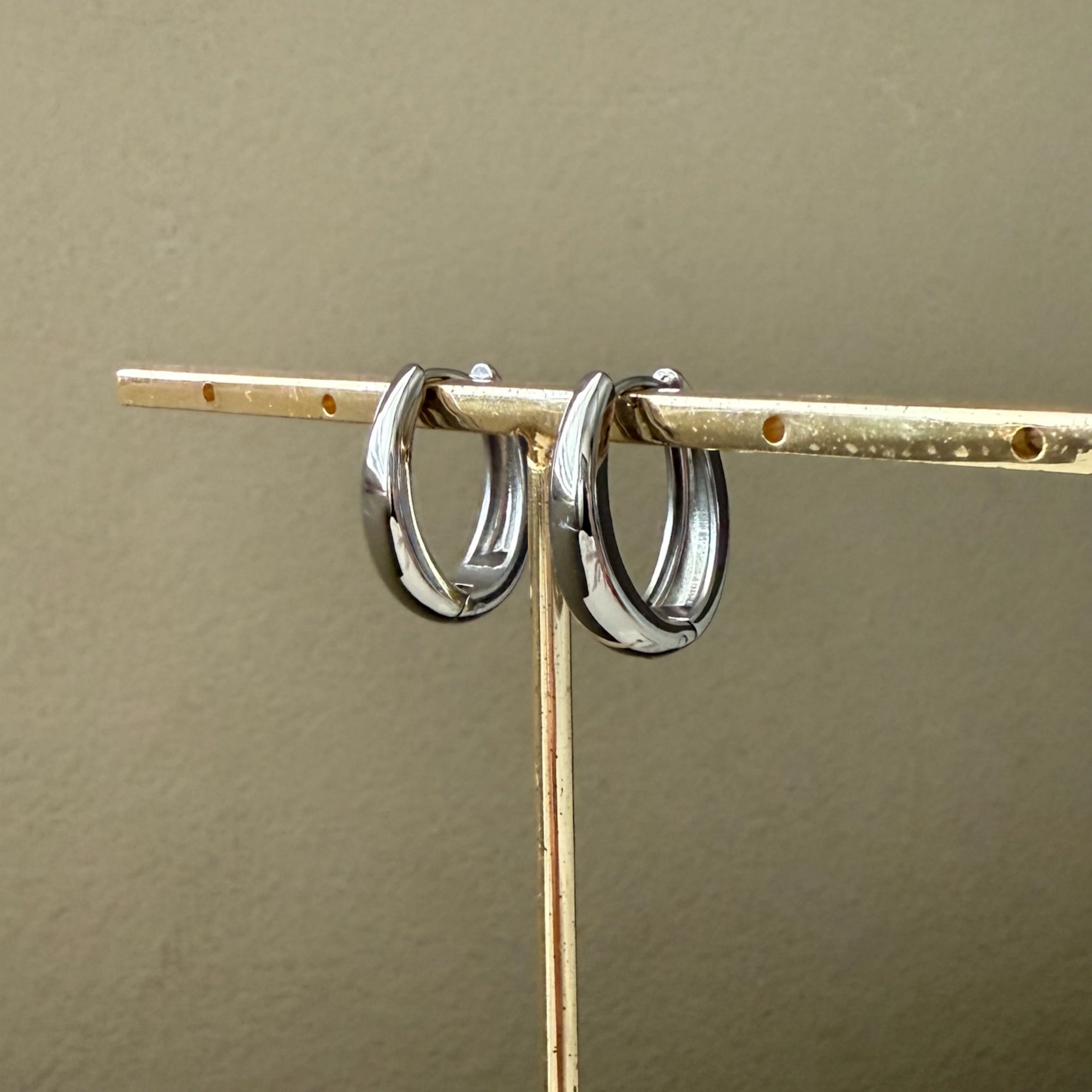 The Ever Teardrop Hoop Earrings - Image 9