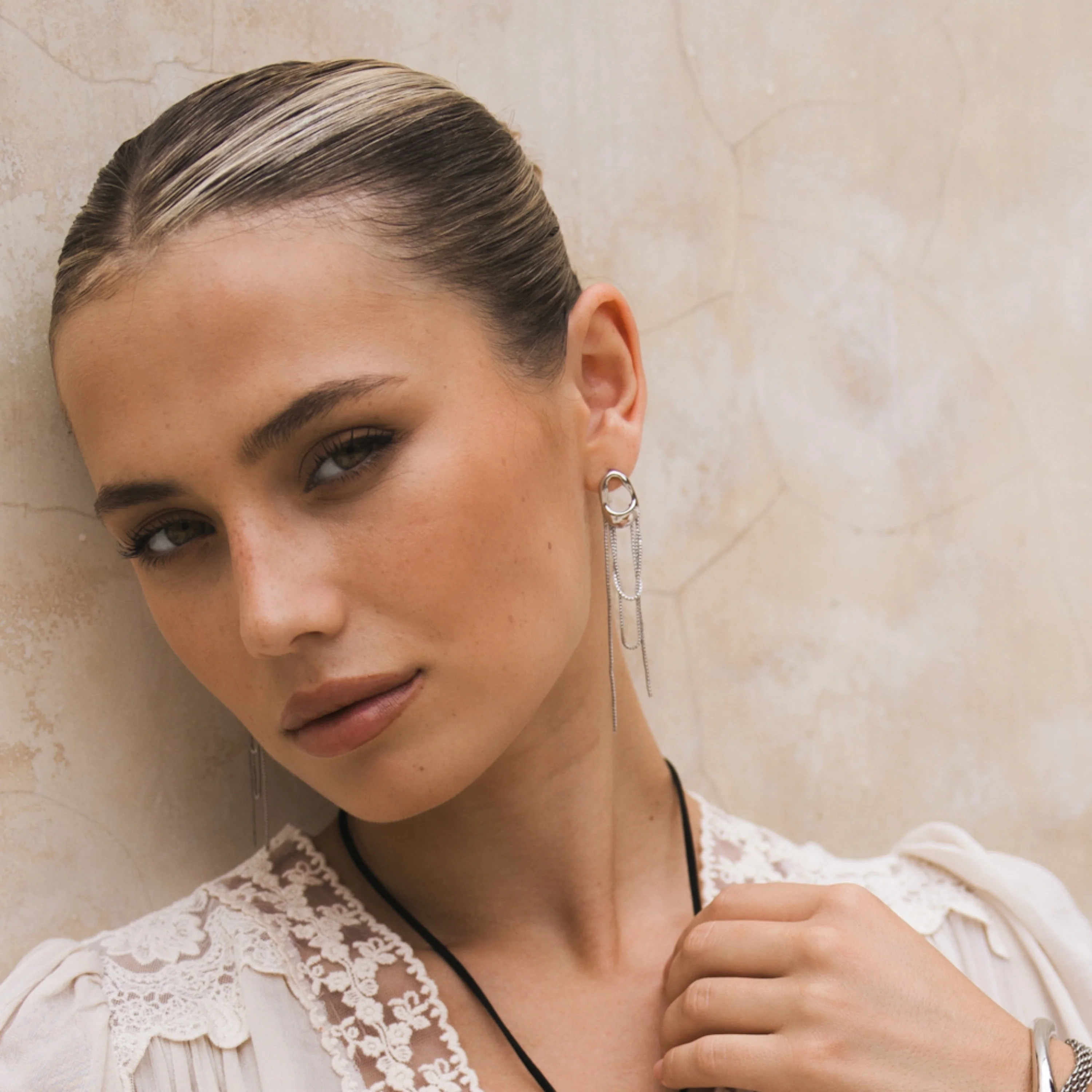 The Silhouette Draped Chain Earrings - Image 7