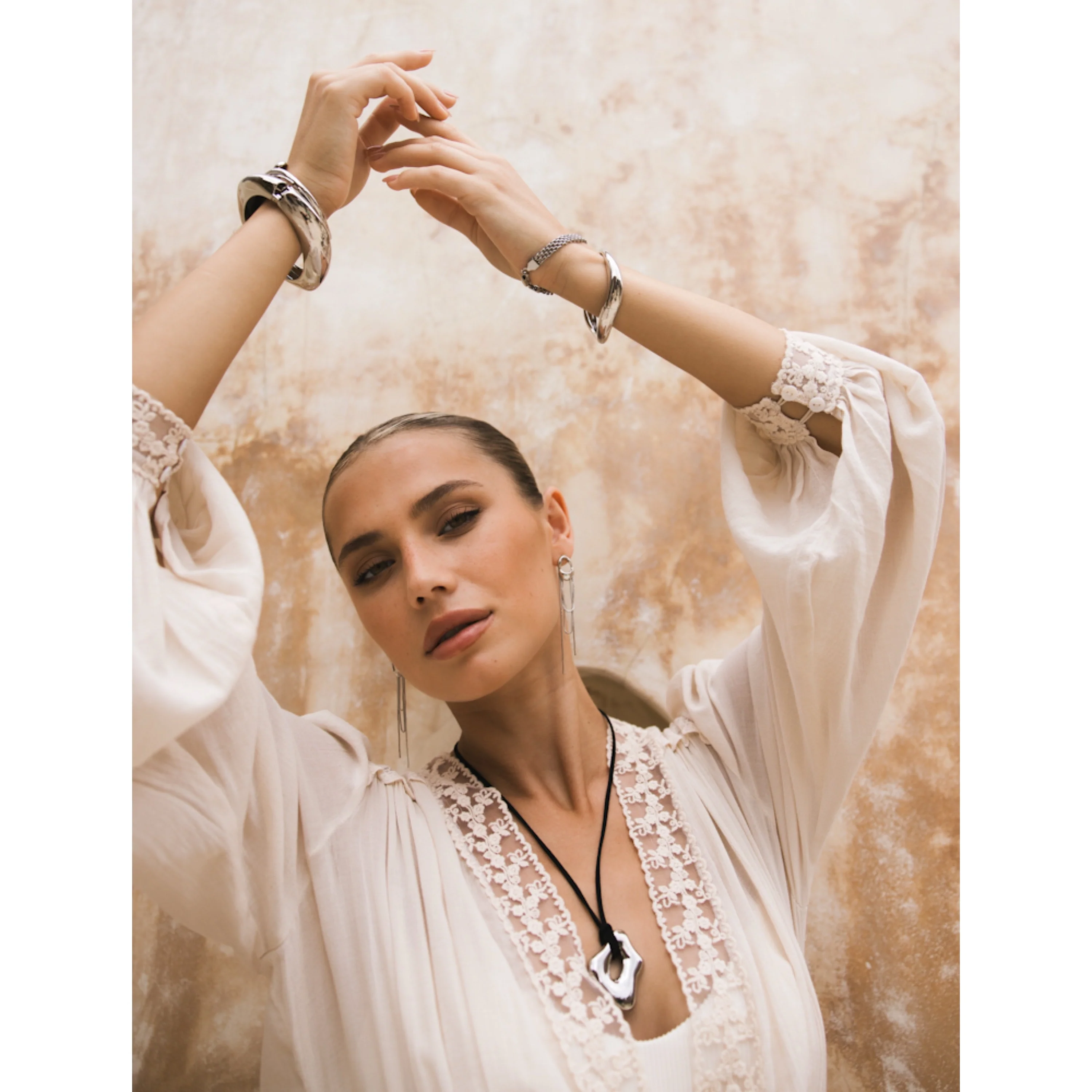Tranquility Rope Pendant Necklace - Image 9