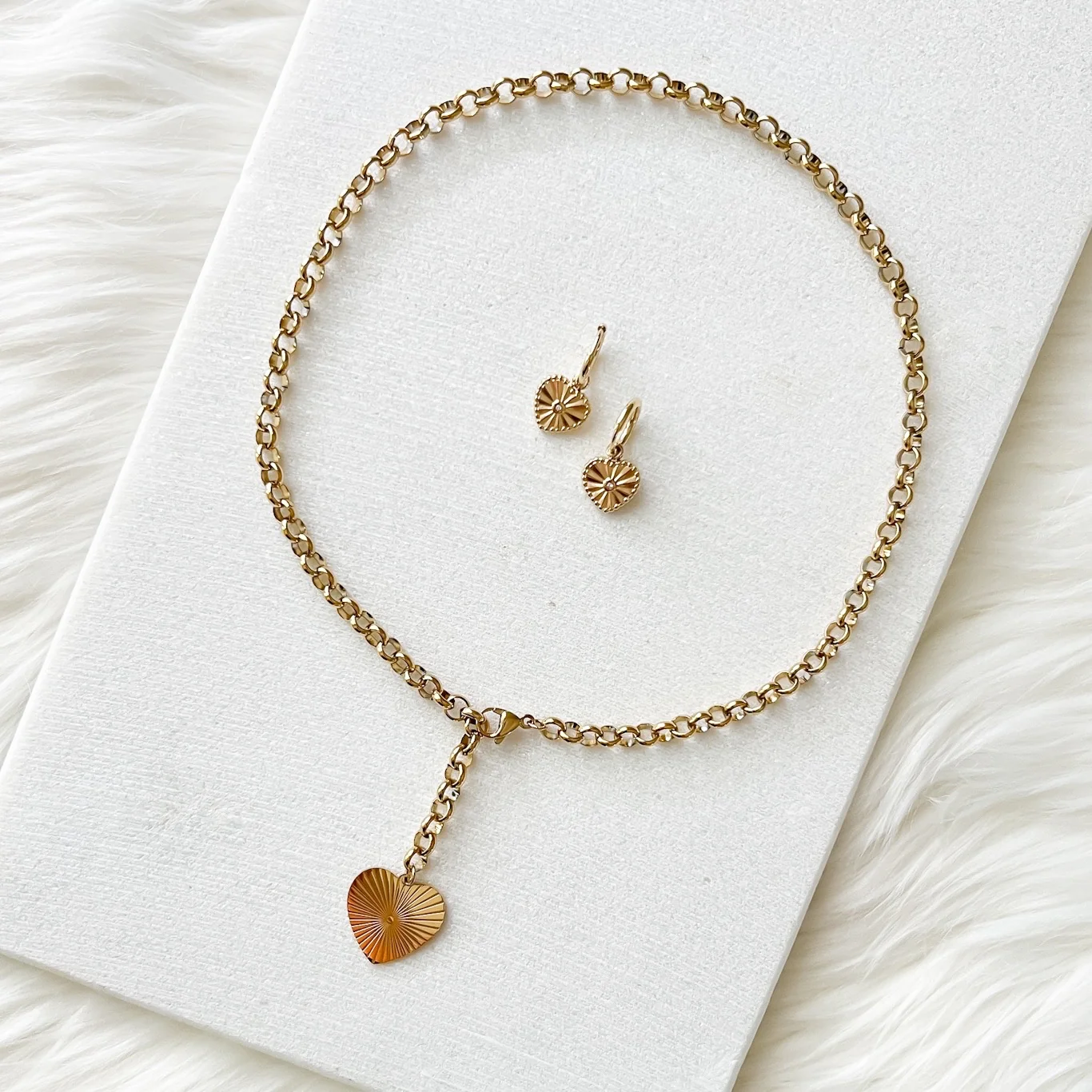 Treasured Heart Earrings - LAST CHANCE! - Image 17